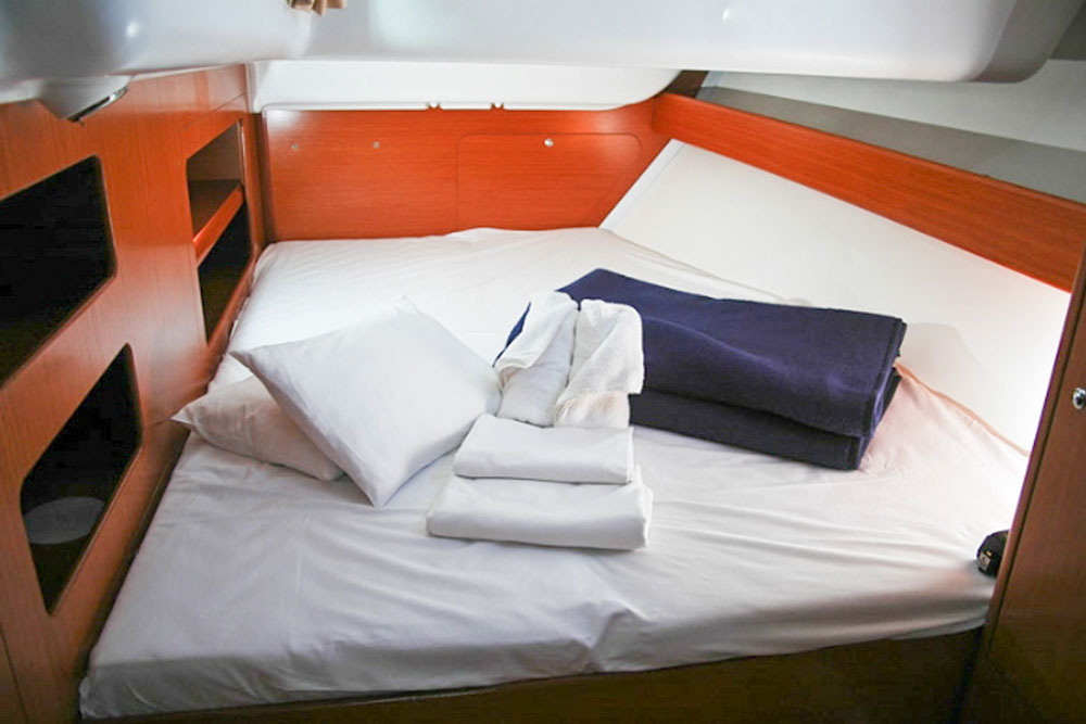 interni-barca-eolie2